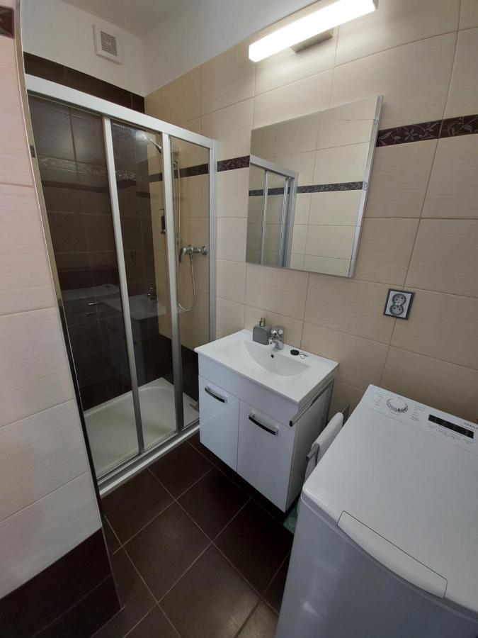 Apartman Eva - Plne Vybaveny Byt - Týn nad Vltavou 外观 照片